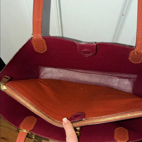 Authentic Coach Willow Brown Signature Tote Bag - Picture 5 of 8